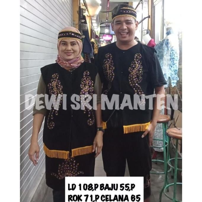 Baju Adat Dayak - Kalimantan Dewasa