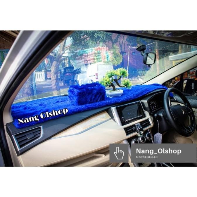 (Expert) Satu Set Alas Cover Dashboard Mobil + Sarung Tisu Bulu Lembut Bisa