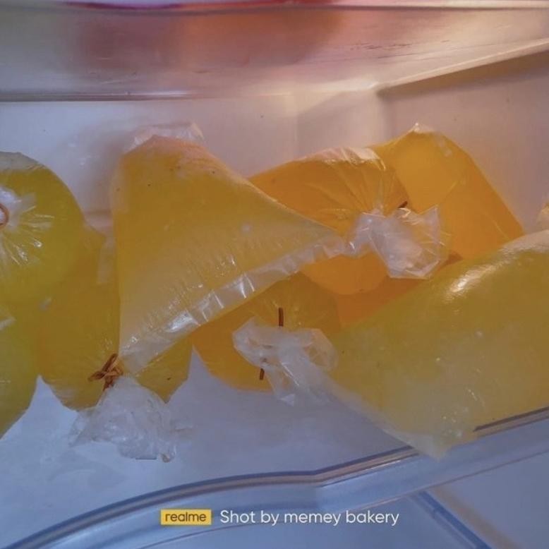 

PUTIH TELUR BEBEK MENTAH 1KG FRESHH