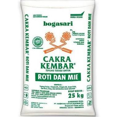 

Tepung Terigu Cakra Kembar 25Kg / 25 Kg 1 Karung / Ball