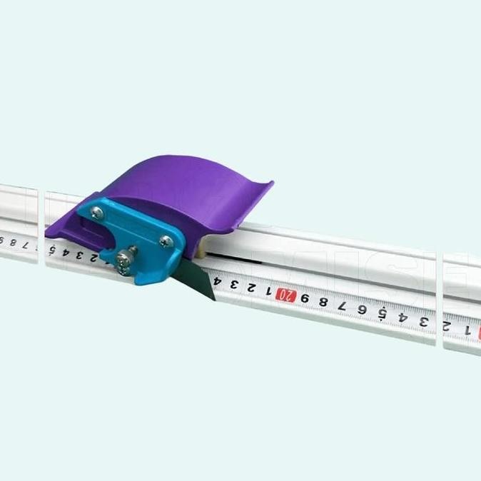 

ready !!! Penggaris Potong/Mistar Cutter/Slider Trimmer for signage/Penggaris potong sticker dan foam board untuk Usaha /bisnis Promosi