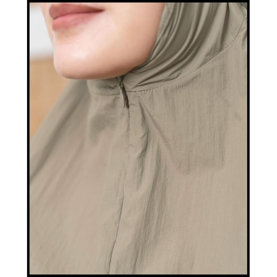 Heaven Lights - Sabeen Prayer Set - Mukena Travel Soft Parasut Polos Best Seller