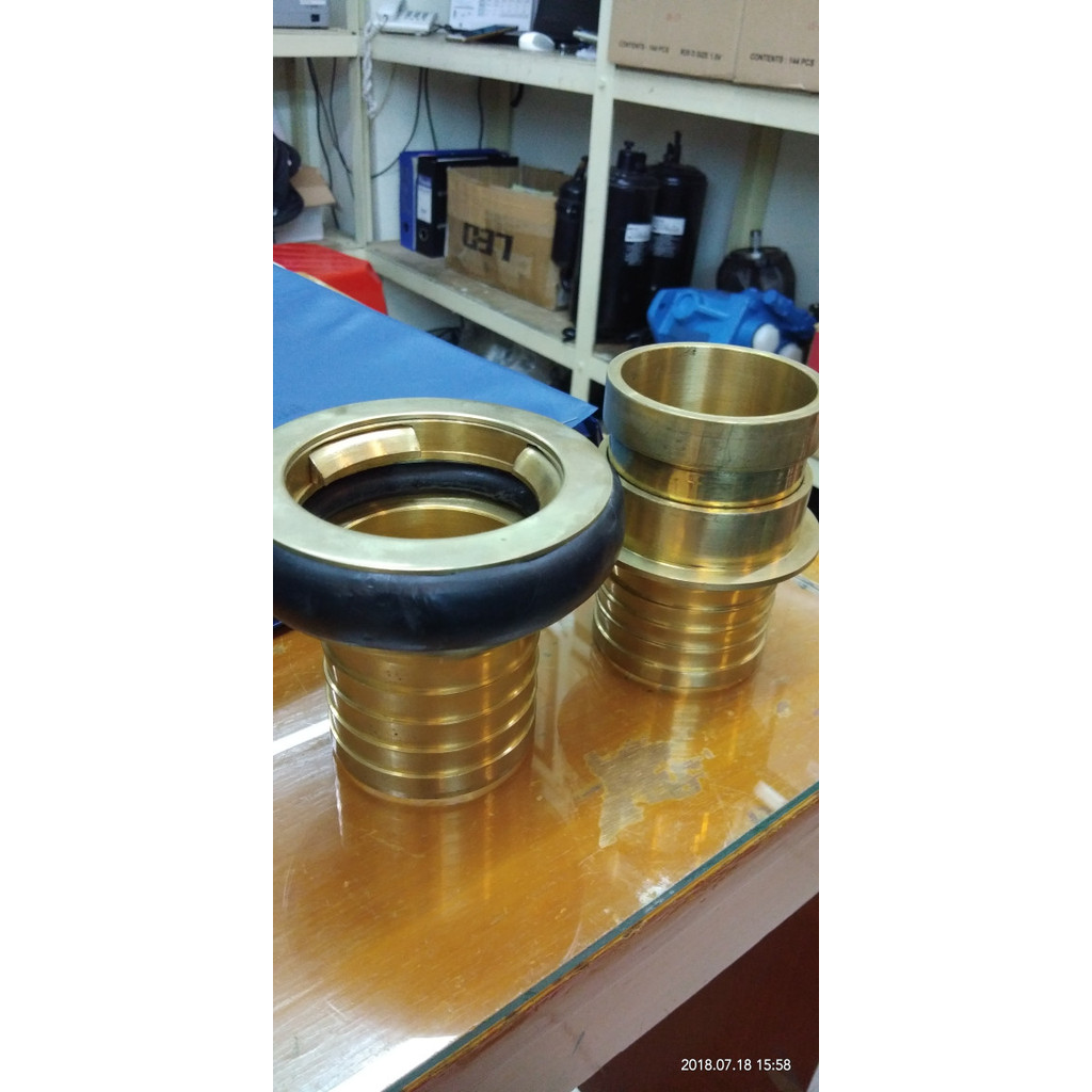 Machino Coupling 2 1/2"