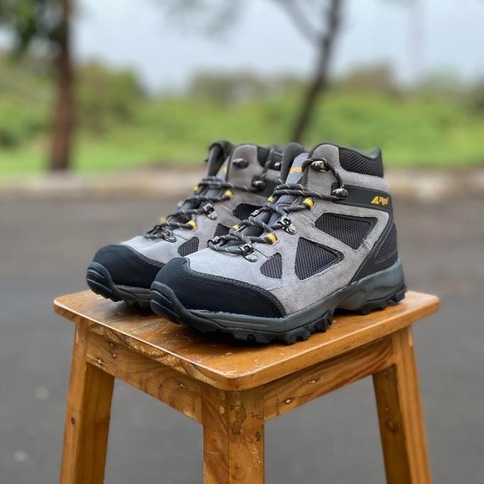 Sepatu Gunung Rei Sepatu Outdoor Original Sepatu Gunung Outdoor Terlaris