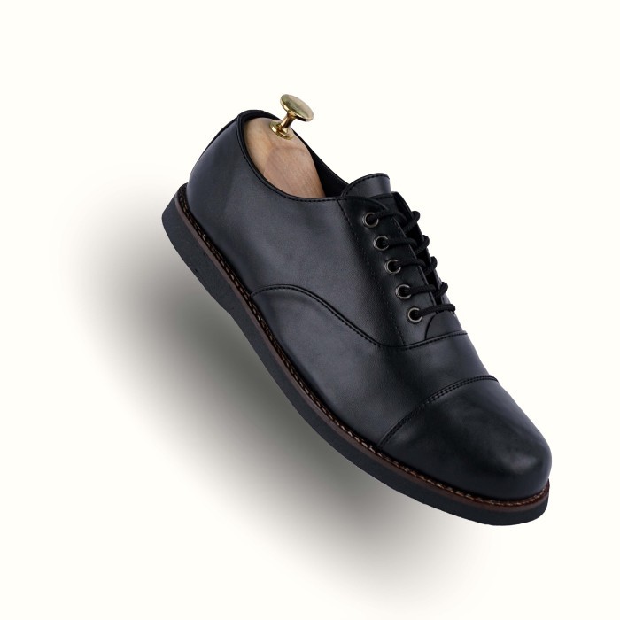 Oxford Black Monday Sepatu Pantofel Pria