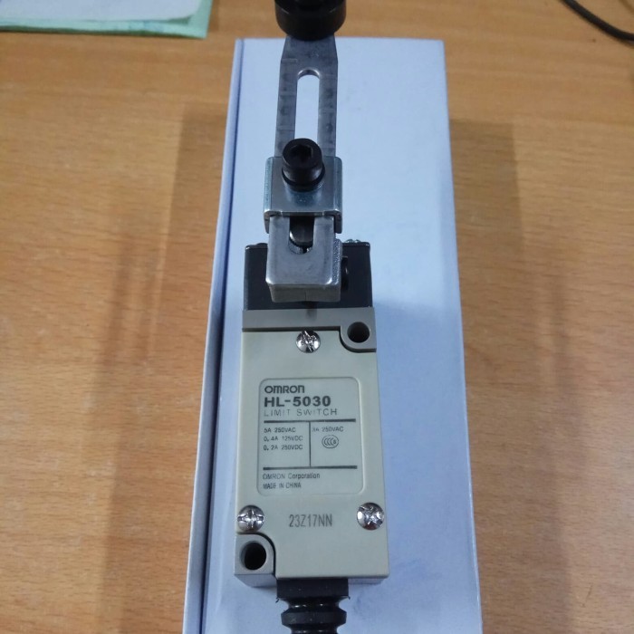 Limit Switch Hl-5030 Hl 5030 Omron Original Adjustable Lever