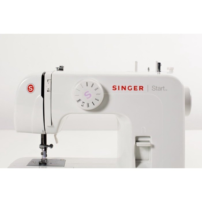 Mesin jahit SINGER 1306 portable