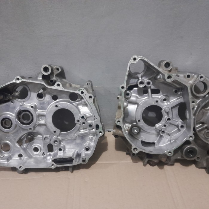 Crankcase Rengkes Kanan Kiri Supra X Helm In Supra X 125 Fi Original Barang Langka