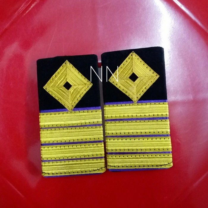 

Pangkat Imo Pelayaran Strip 4 Lis Ungu