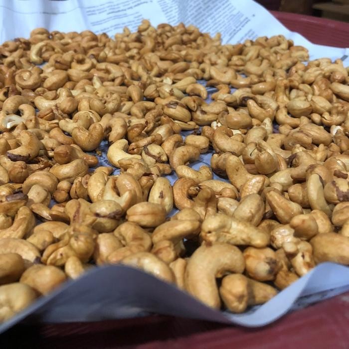 

terbaru !!! kacang mete goreng wonogiri 1kg mente bawang super fresh food snacks mede ready