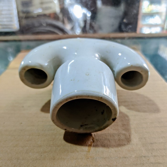 ] Tutup kabel atap rumah T Fooring Porselen / Keramik / Porcelain 1 dim