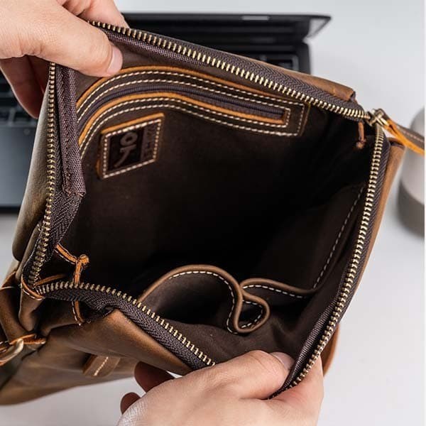 Tas Selempang Pria Kulit Asli -Ishiya Onyx-