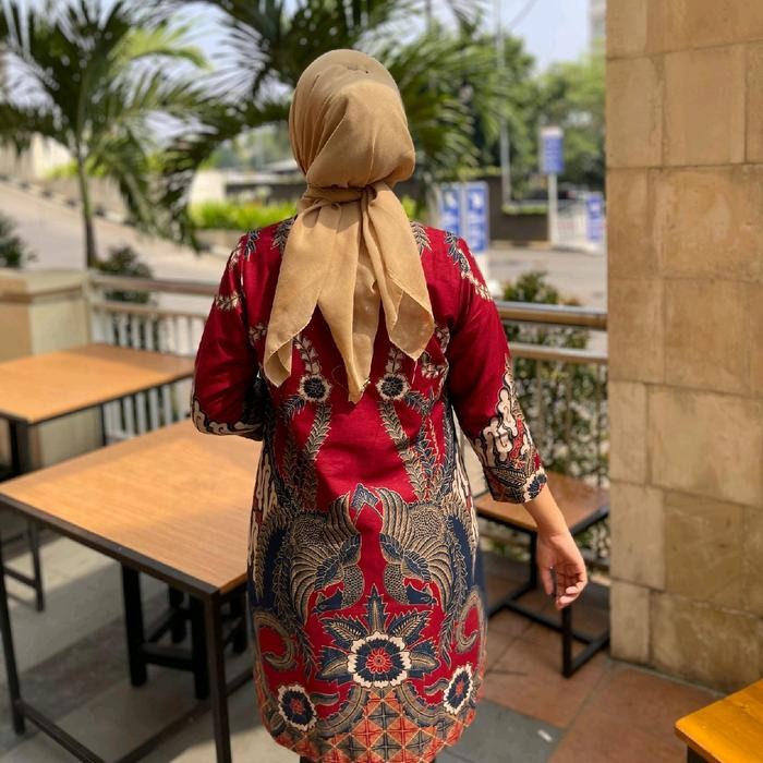 Batik Tunik Atasan Wanita Kancing Depan Motif Merah Maroon Burung Kembar Bahan Katun