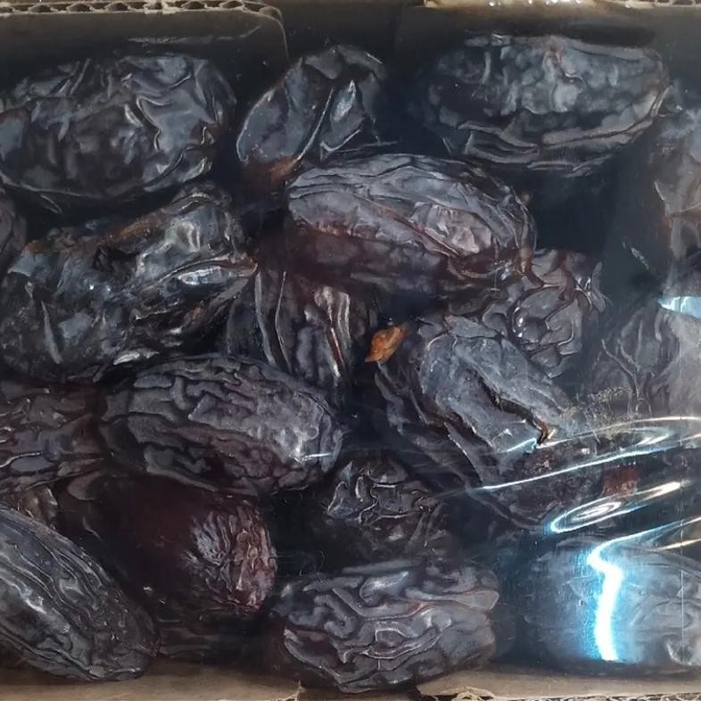 

Kurma medjoul oleh oleh haji dan umroh