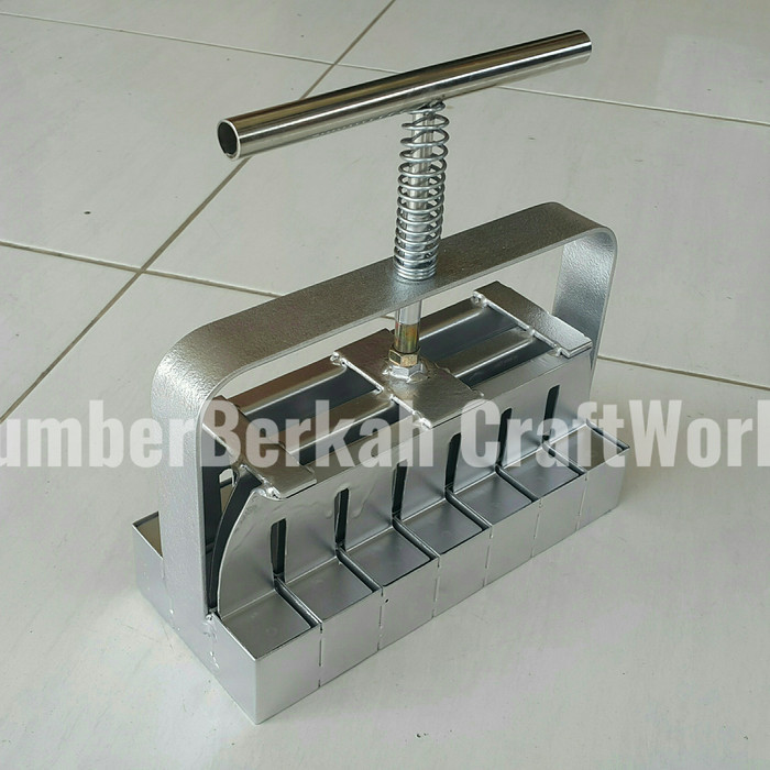 ASLI ALAT SEMAI SEED BLOCKER SOIL BLOCK SOIL BLOK 21 LUBANG KODE 1268