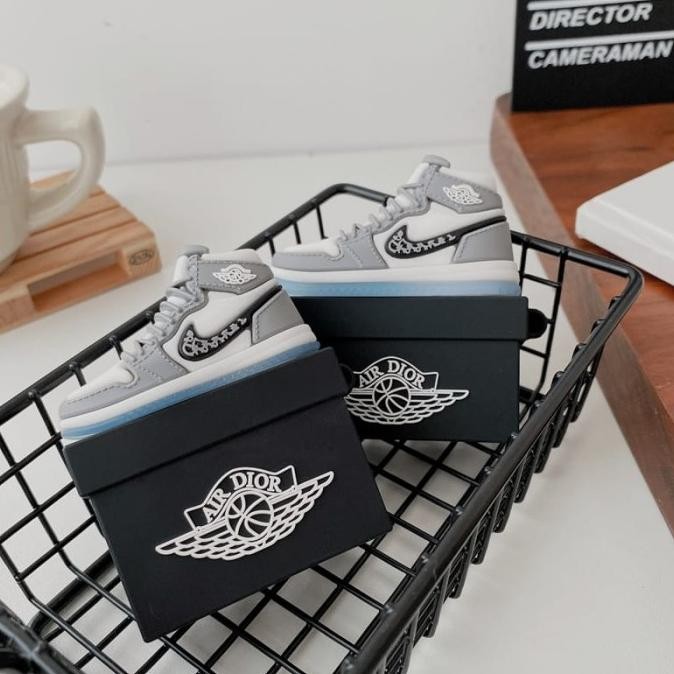 BARU AIRPODS CASE 3D AIR JORDAN HIGH 1 X D.I.O.R GEN 1 2 3 PRO