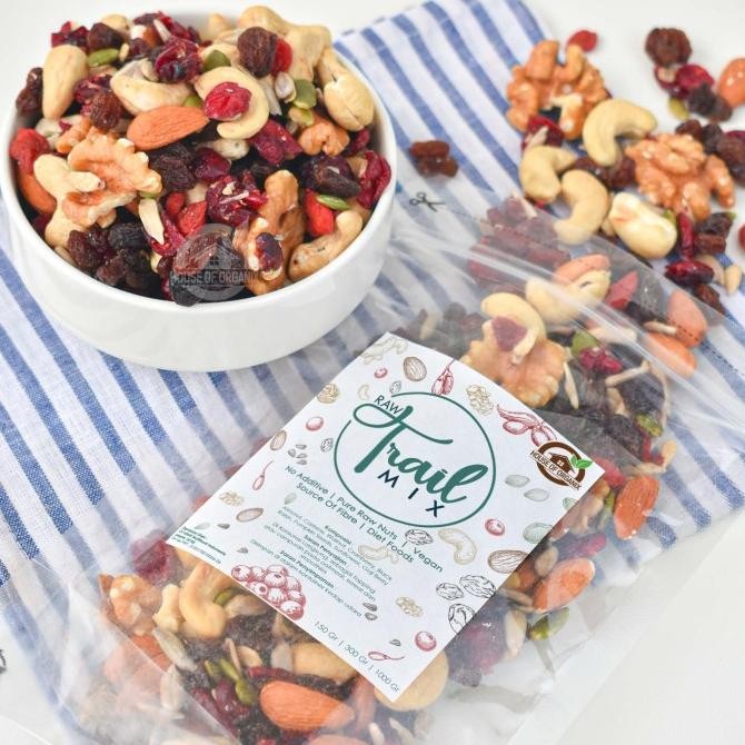 

READY STOCK RAW TRAIL MIX ( MIXED NUTS ) 1 KG !!!!!