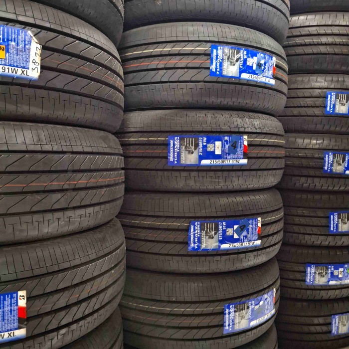 BAN MOBIL BRIDGESTONE TURANZA T005A 175/65 R14 14 82H