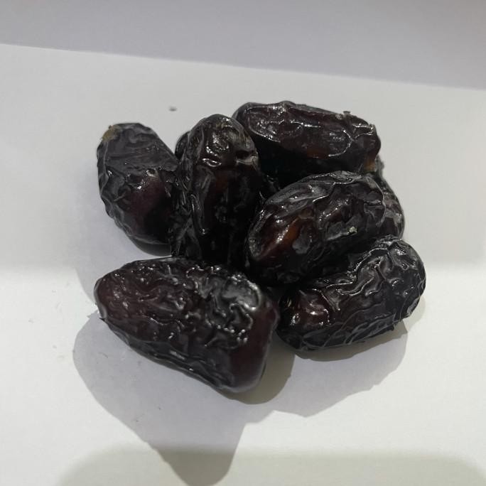 

Kurma Safawi Madinah Jumbo-1Kg-Kurma Safawi Premium Vip Rayansani376