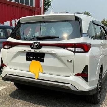 Cover Spoiler moulding bemper belakang avanza veloz 2022 original