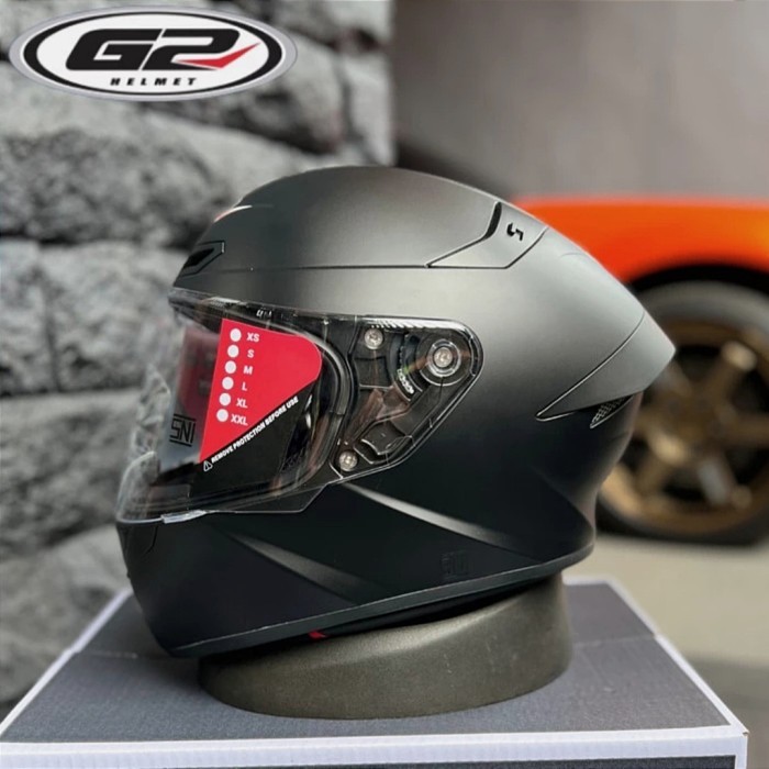 Helm G2 Prestige Full Face Single Visor Solid Hitam Doff Sni