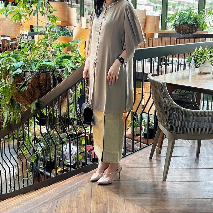 Lausboutique-Tunik Maisa-Seri 1222 (Hanya Tunik)