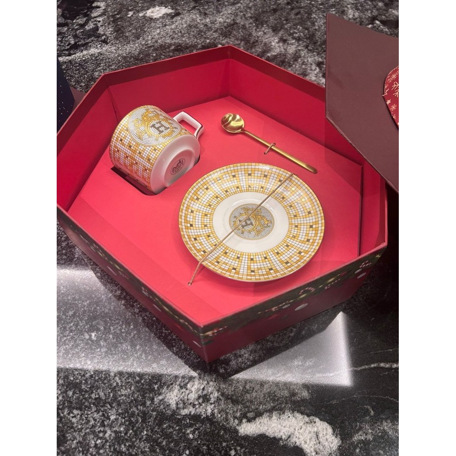 

Christmas Hampers Christmas Stories 1 Hampers Natal/ Nataru/ Tahun Baru/ Parcel Kue Kering