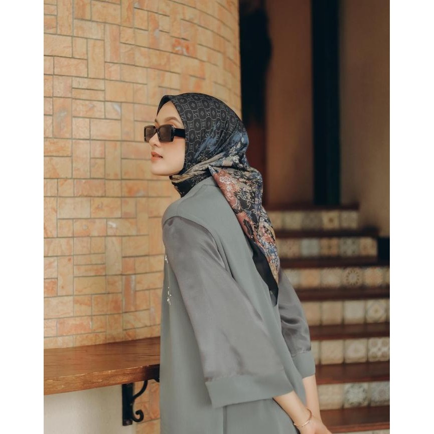Terjangkau Texla Scarf - Kerudung Segi Empat Motif Premium (2)
