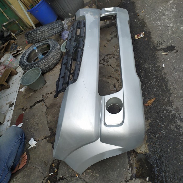 Bemper depan copotan suzuki APV arena