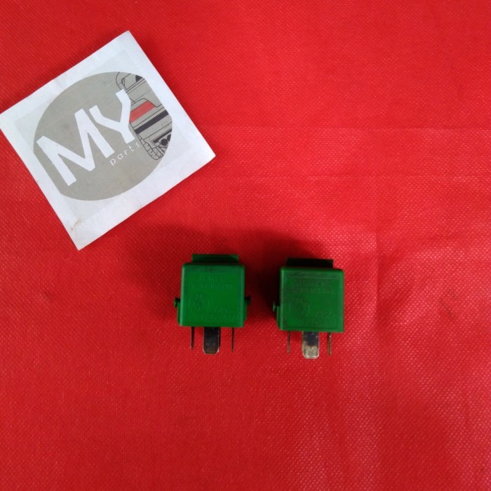 Relay Hijau ( Lampu ) BMW e36