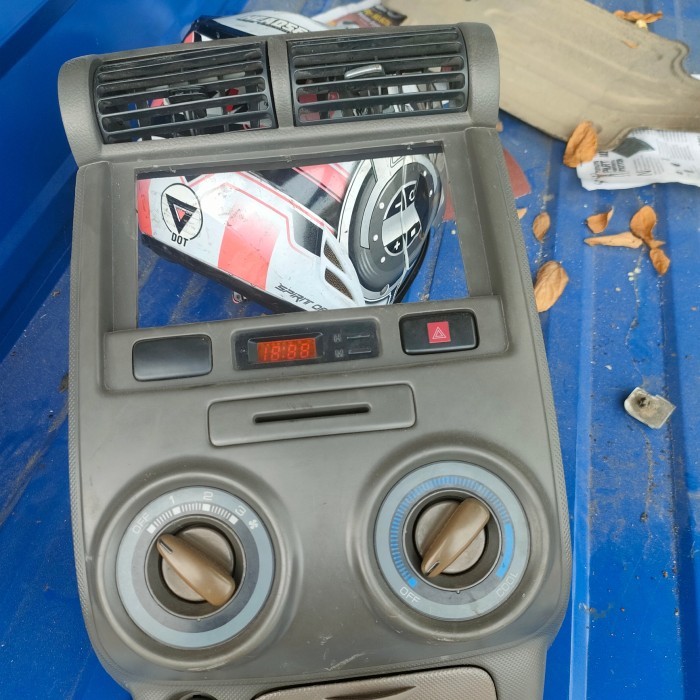 panel ac avaza xenia lama