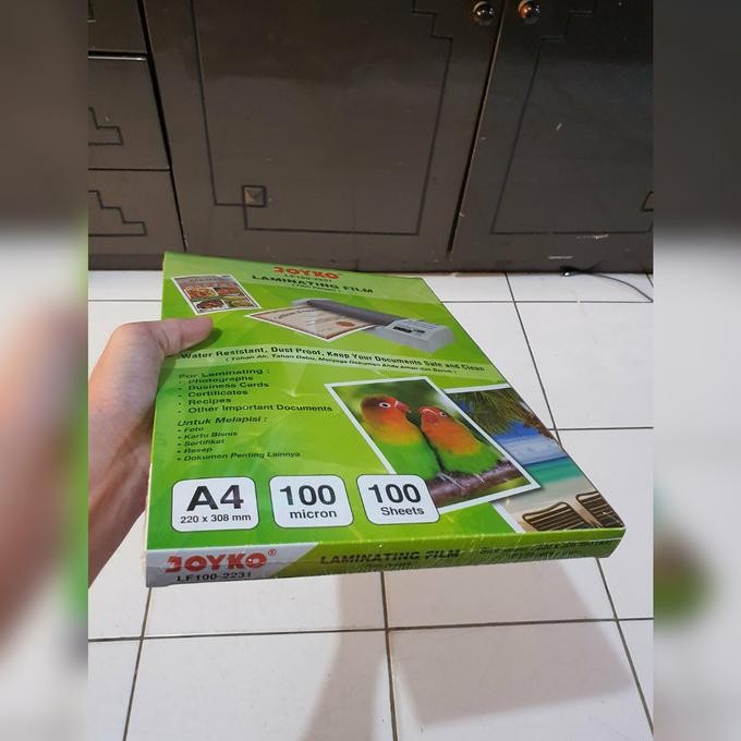 

Now Trending Plastik Plastic Laminating Joyko A4 100 Micron Laminasi Panas