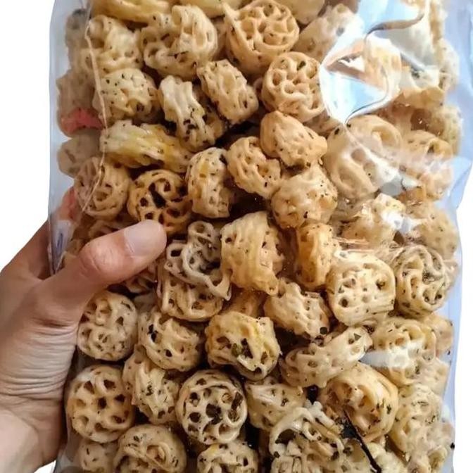 

SEBLAK KERUPUK RAFAEL VIRALL ORIGINAL 1KG BAWANG PEDAS CAMILAN FOOD SNACK KERING CEMILAN MAKANAN ORIGINAL