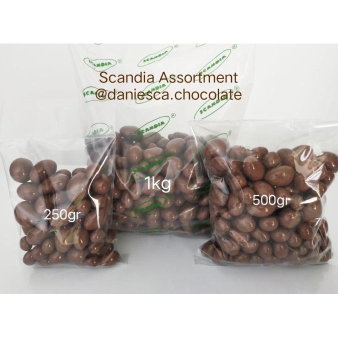 

500gr coklat scandia assortment - coklat isi mede almond kismis Berkualitas