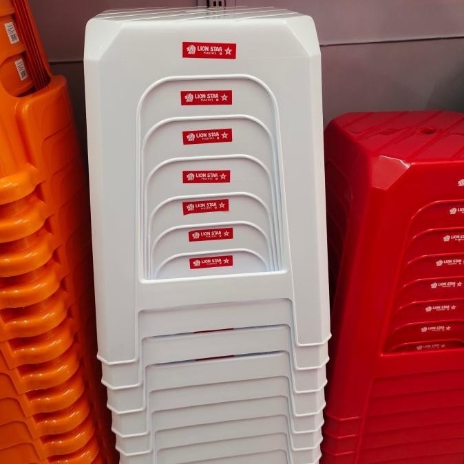 

New Bangku Bakso Lion Star G10 Kursi Baso Makan Segi Plastik Espana G-10