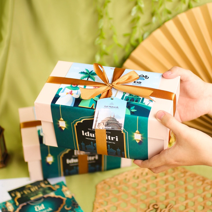 

NEW Hampers Lebaran Idul Fitri / Parcel Lebaran (Ramadhan) / Eid Hampers - Semi Hardbox - Honey