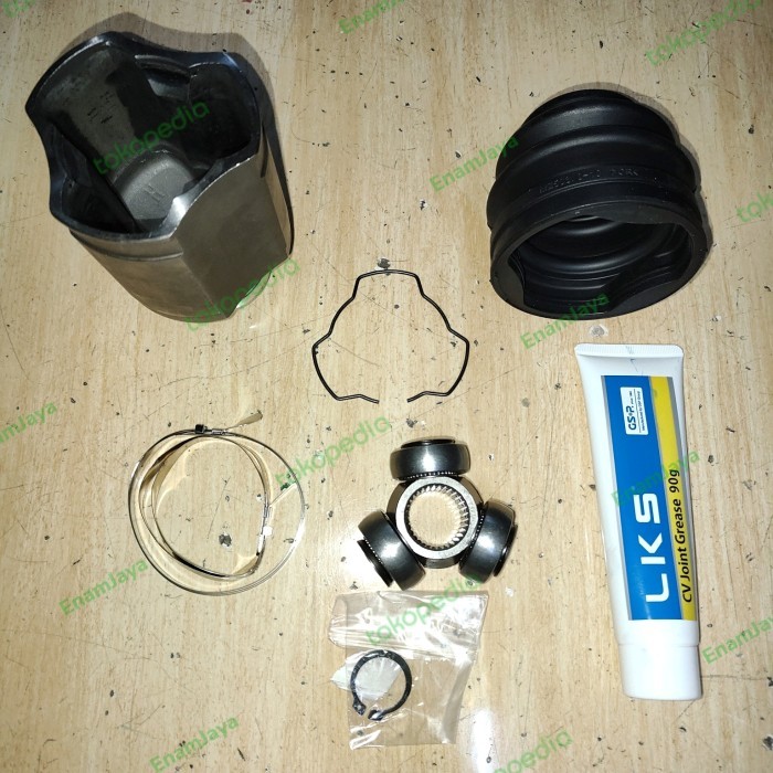 CV joint / As roda Dalam Kanan Ford Escape / Mazda Tribute  2.300cc