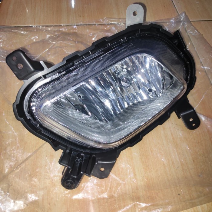 Hyundai Genuine Parts Fog Lamp Kanan Hyundai H1 Starex 92202-4H100