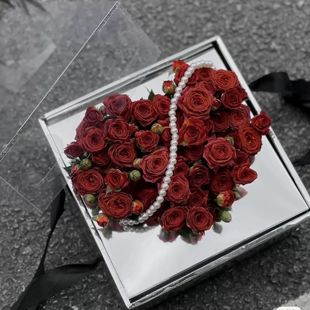 

PROMO SQUARE Silver Magic Bloombox Tulisan LOVE / Flower Box/Kotak Bunga /HBD /Valentine / Hari ibu al-116