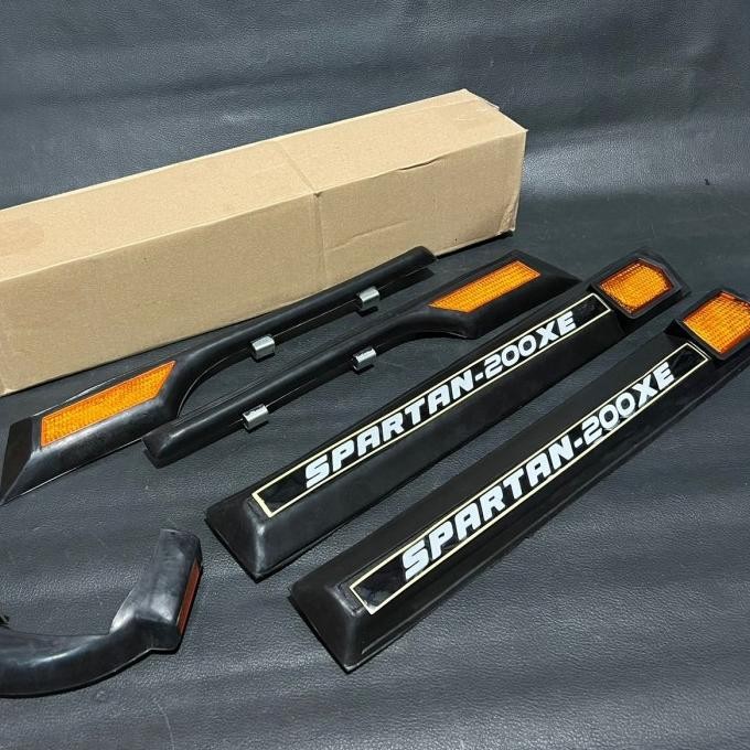 trime body trim karet tepong spakbor set lengkap vespa Spartan 200cc m