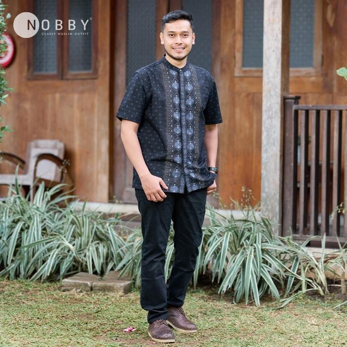 Nobby Men Rawinda RSM Atasan Kemeja Koko Pria Regular Short Mandarin Lengan Pendek Bahan 100% Cotton