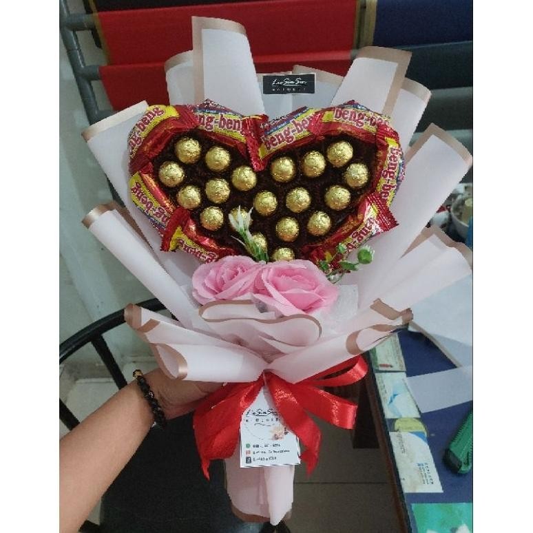 

TERMURAH BUKET COKLAT LOVE / HAMPERS ULTA / HADIAH VALENTINE ss-64