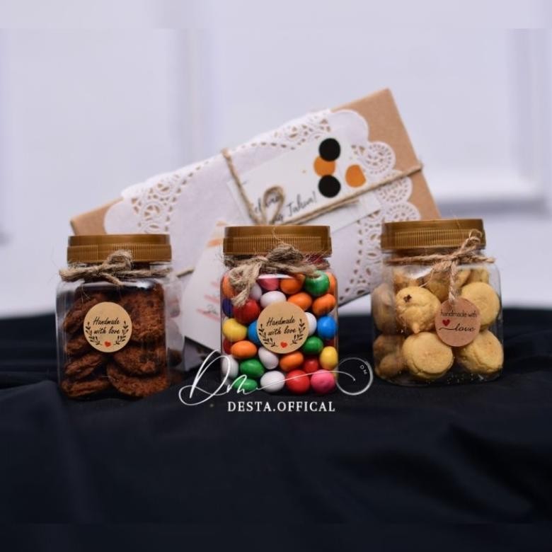 

BISA COD HAMPERS KUE KERING | HAMPERS LEBARAN | GIFT BOX | GIFT BIRTHDAY | HAMPERS RAMADHAN | PAKET KUE KERING gh-67