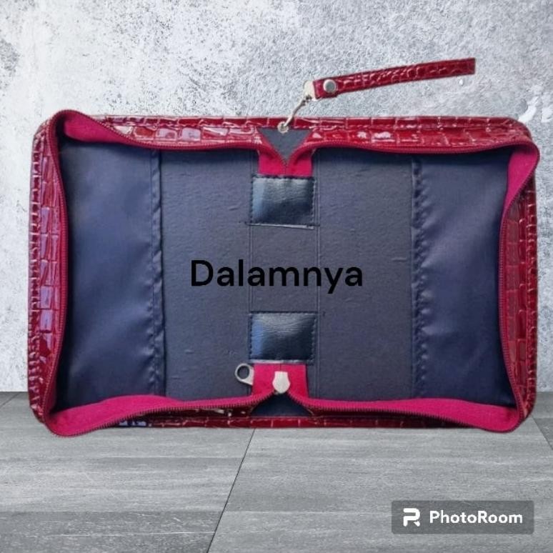 

PROMO SAMPUL ALKITAB CROCODILE DELUXE Aw89