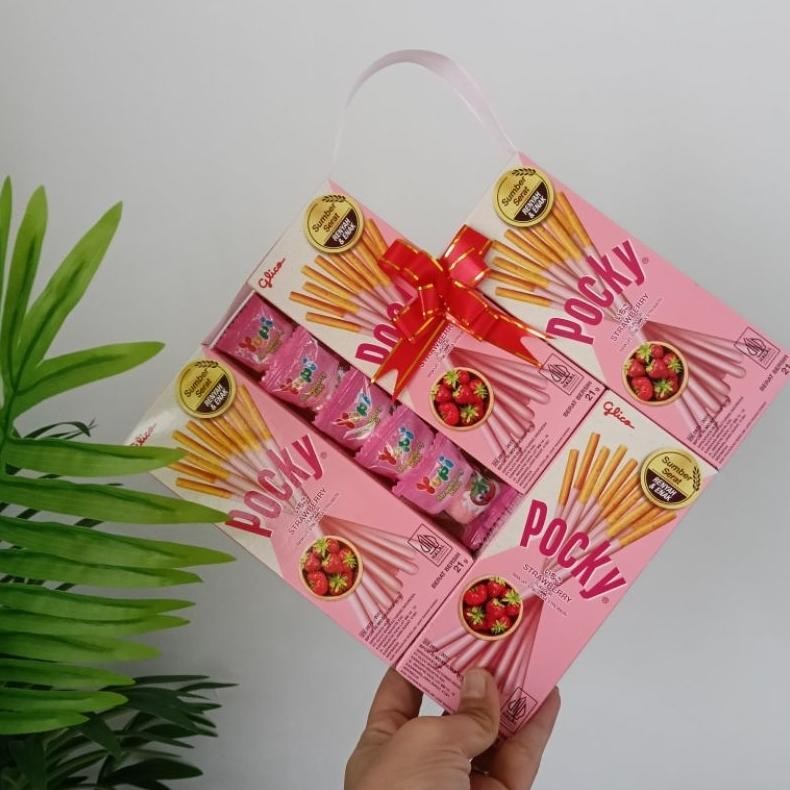 

SPECIAL Snack Pocky bentuk love yupi coklat chocolate Strawberry hadiah kado gift hampers box valentine ulang tahun wisuda natal hari guru kelulusan kenaikan kelas anniversary sidang pacar teman anak cewek cowok unik murah lucu ad-77