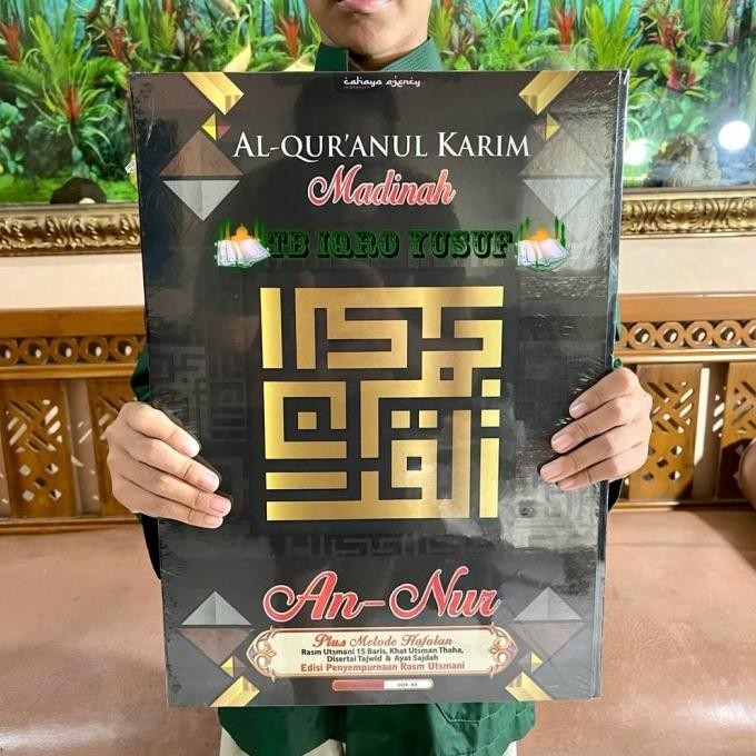 

Alquran samsia ukuran jumbo madinah,alquran lansia jumbo besar IS81