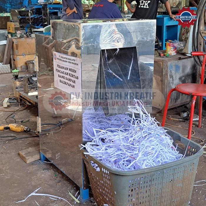

Mesin Pencacah Kertas Besar