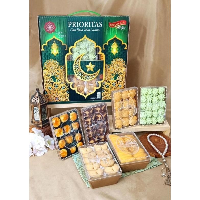 

TERLARIS Laris manis Prioritas - kuker Favorite - Favorite cookies - parcel kue kering - bingkisan idul fitri Of14