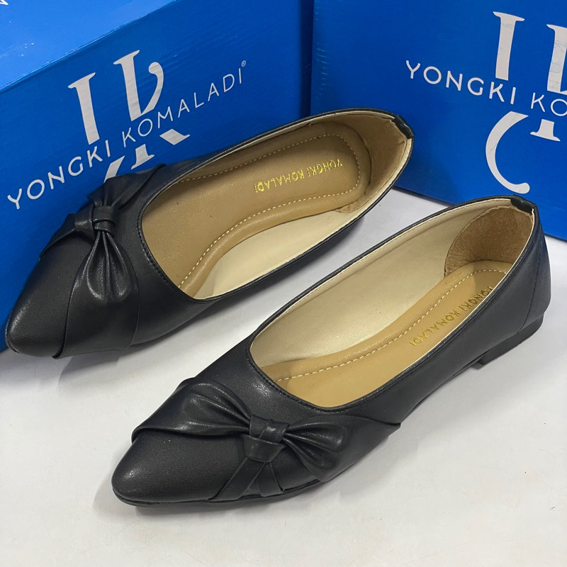 New flat shoes wanita yongki komaladi