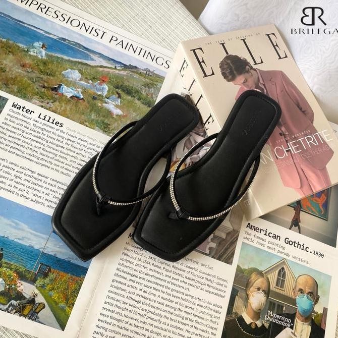 Terbaru Laris, Brilega Joana Sandal Teplek Wanita Jepit Super Empuk Dengan Variasi Tali Mutiara Sol 